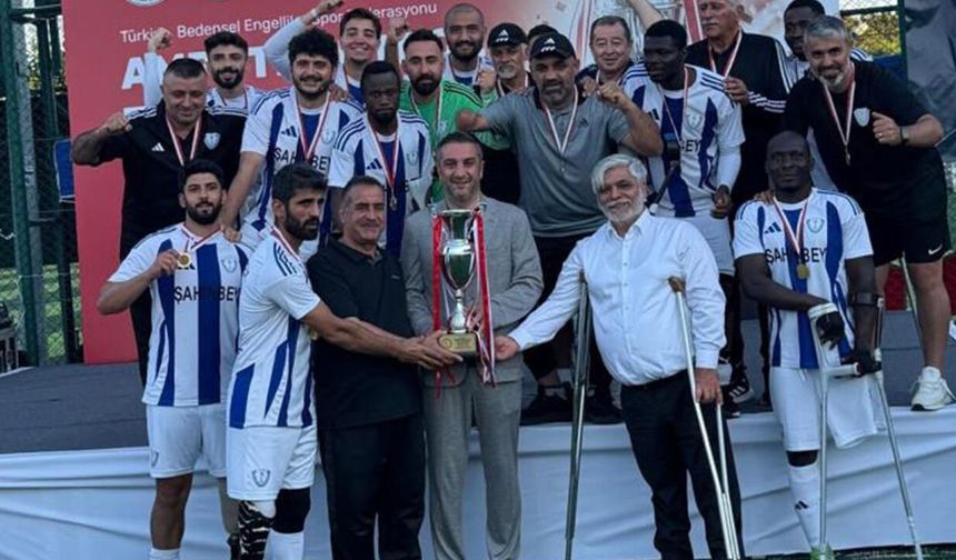 Başkan Cuma Güzel takımı tebrik etti