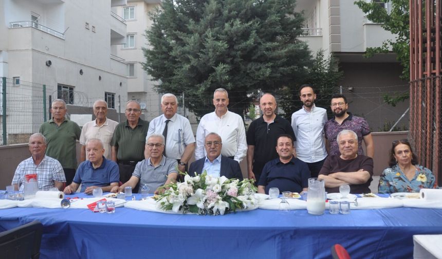Eğitim gönüllüleriyle buluştular