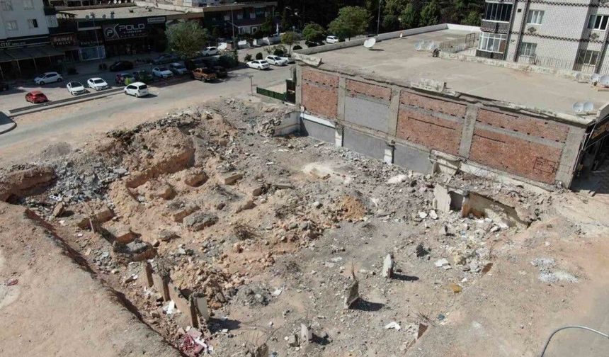 Emre Apartmanı dosyasında ilk duruşma görüldü
