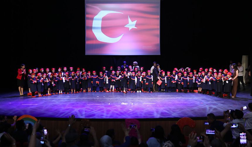 Kreş ve anaokulunda mezuniyet coşkusu