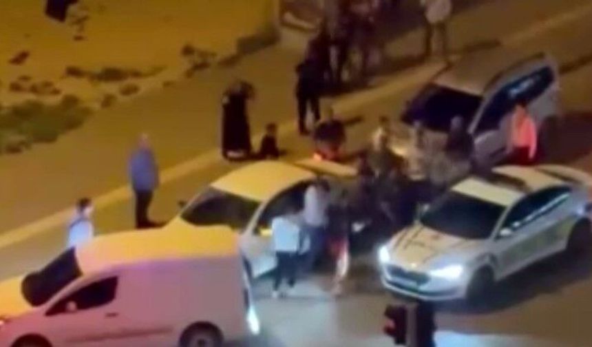 Meydan savaşını aratmayan trafik kavgası