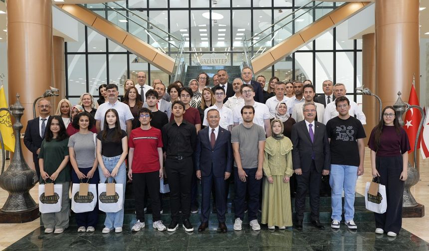 Vali Çeber gururlu: Helal olsun size