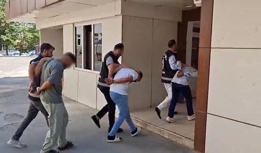 Cinsel istismar iddiasında 5 tutuklama