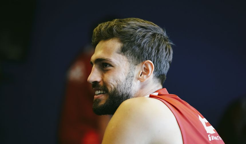 Arda kendinden emin