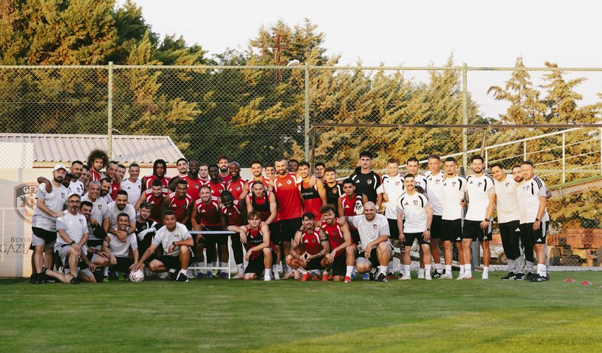 Gaziantep FK’da doğum günü sürprizi