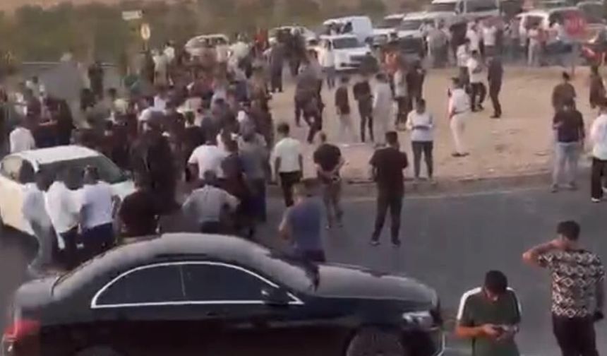 3 kişinin öldüğü kavşakta vatandaşlardan eylem