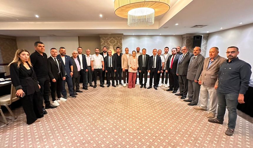 Yeni Partide ihraç ve görev bölümü