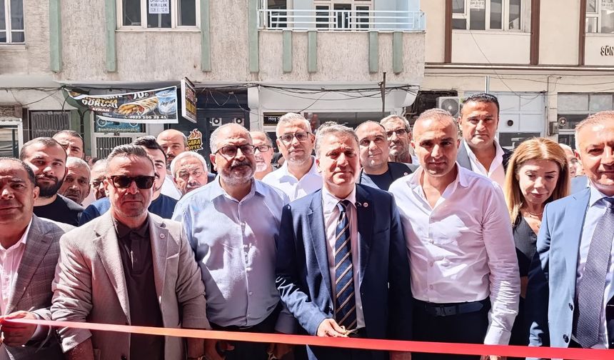 Yeni Parti Nizip İlçe Binası açıldı