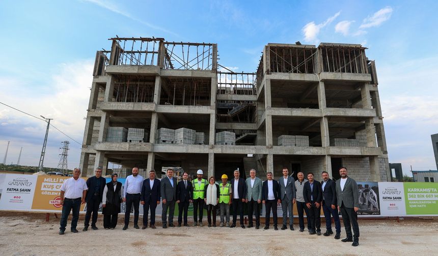Büyükşehir ilçelere de konut yapıyor