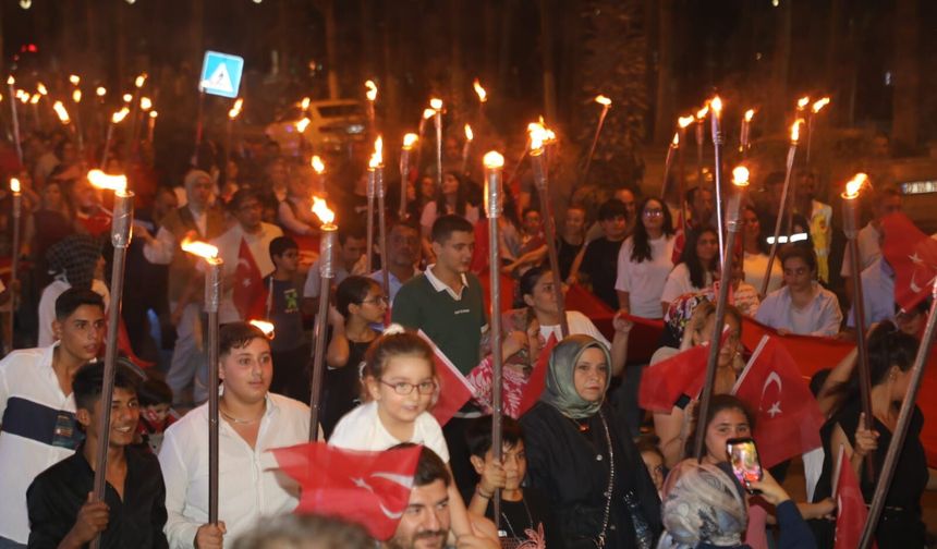Nizip’te coşkulu kutlama