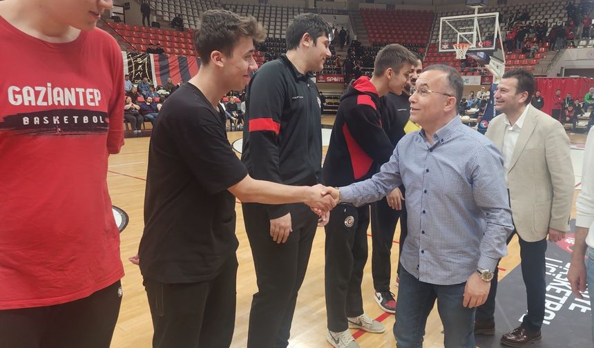 Vali'den Basketbol çağrısı