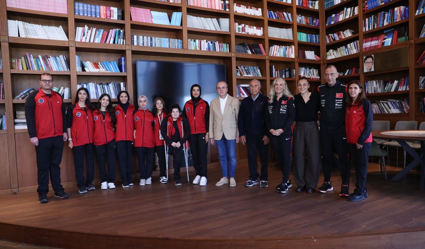 Ampute takımı millileri ziyaret etti