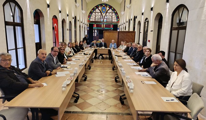 Çiçek hoca Ermeni meselesini anlattı
