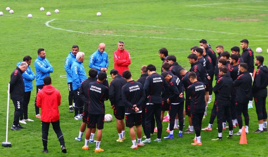 Şehitkamil Karşıyaka yeni sezona hazır