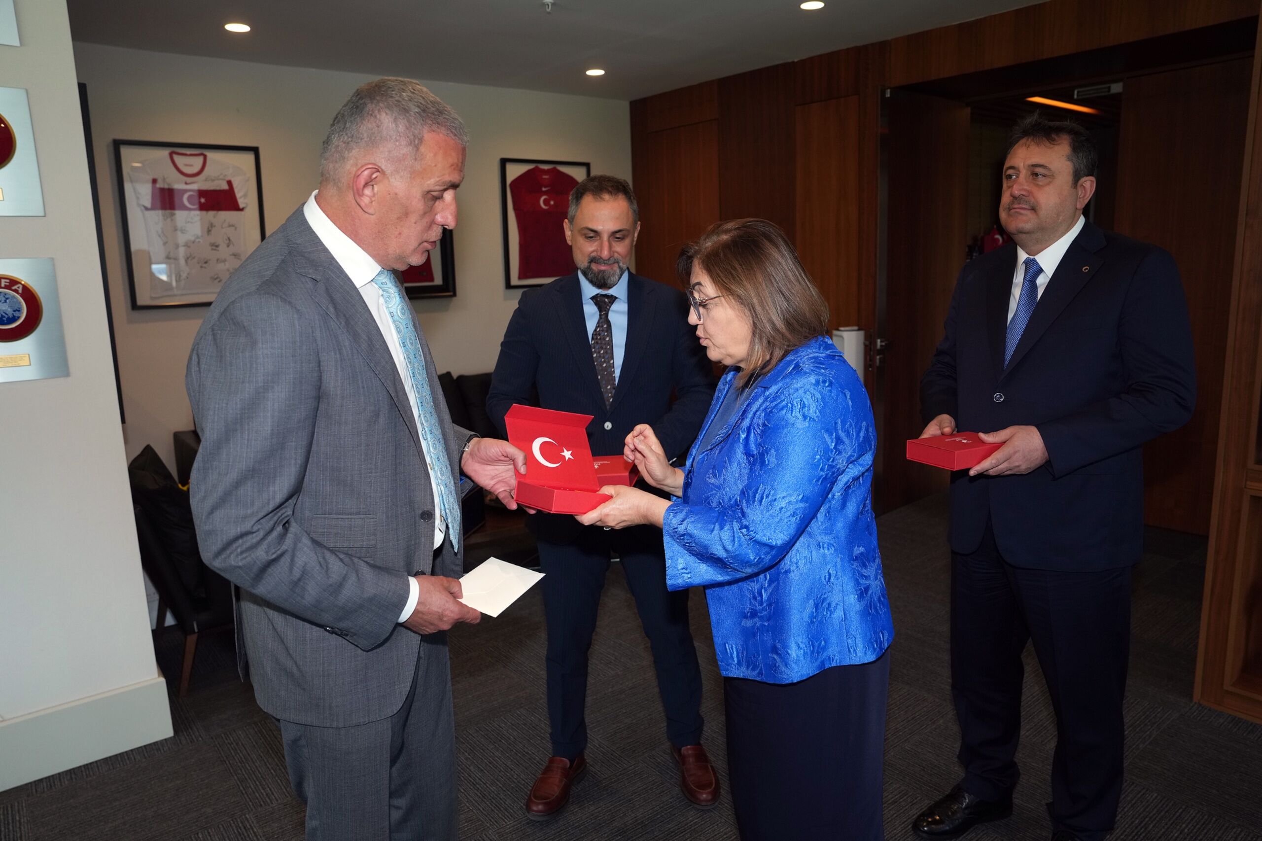 Şahin, Tff Başkanına4