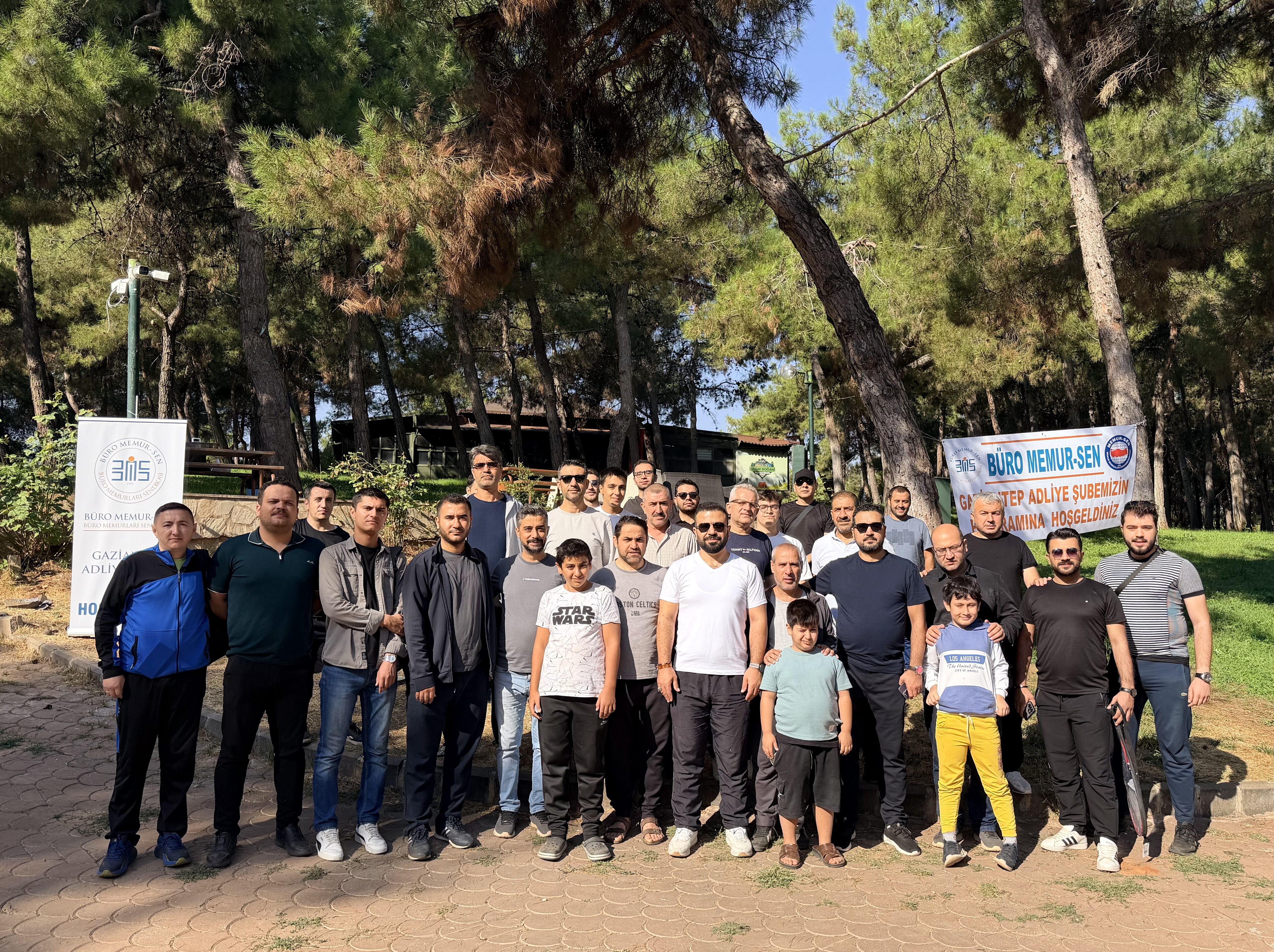 Adliye personeli stres attı