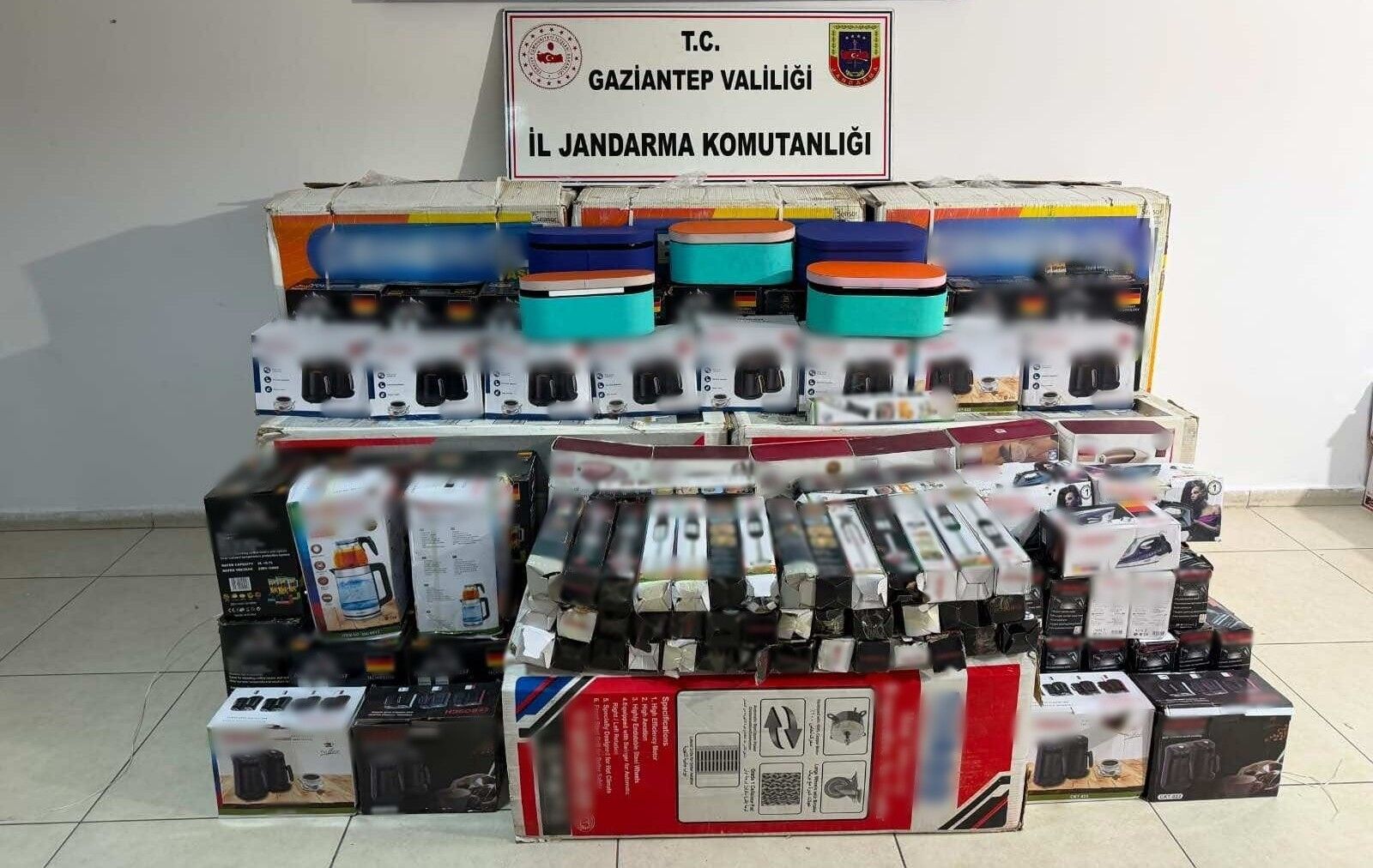 Kaçakçılar kaçamadı