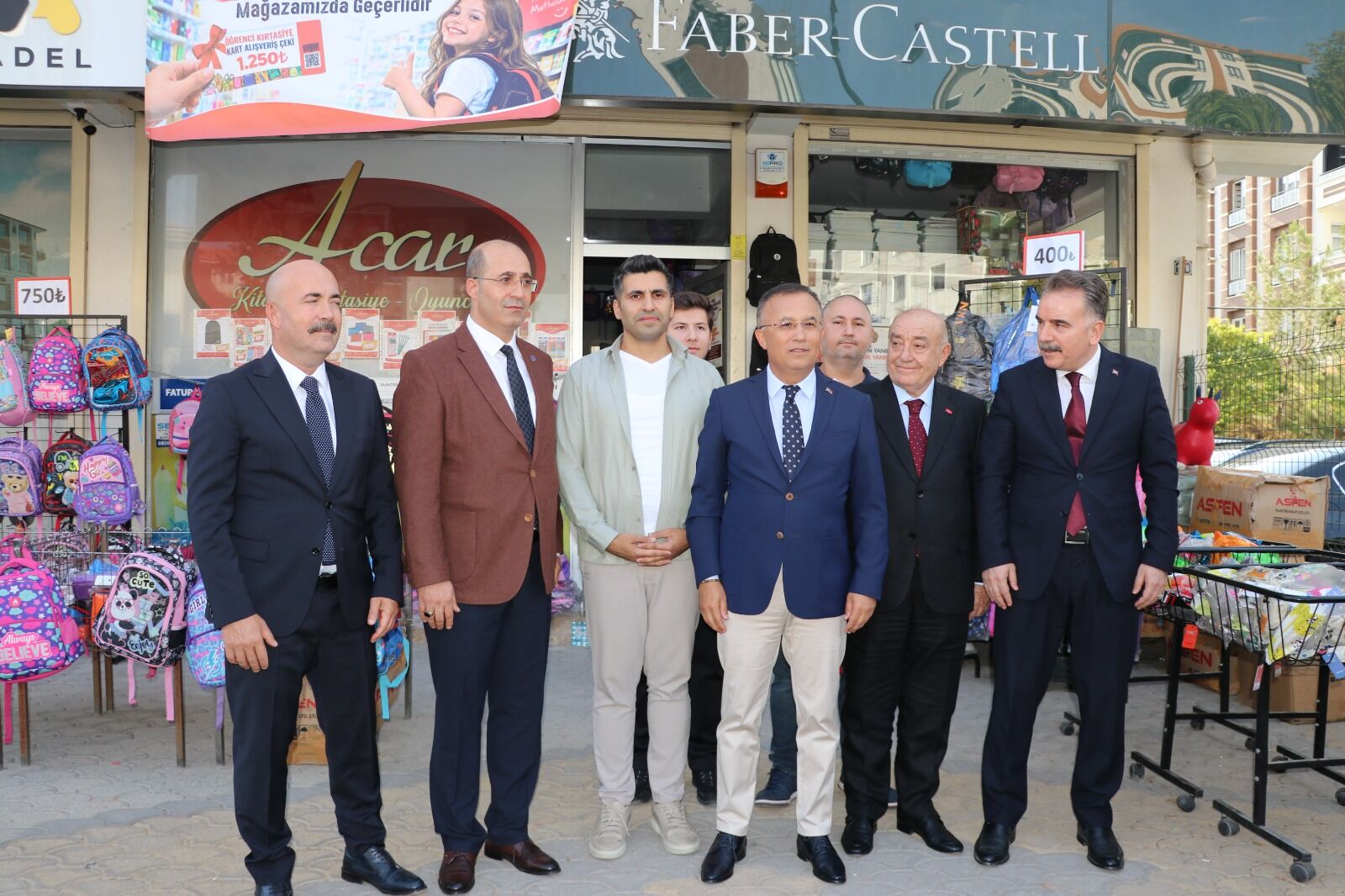 Öğrenciye alışveriş çeki çok işe yarıyor